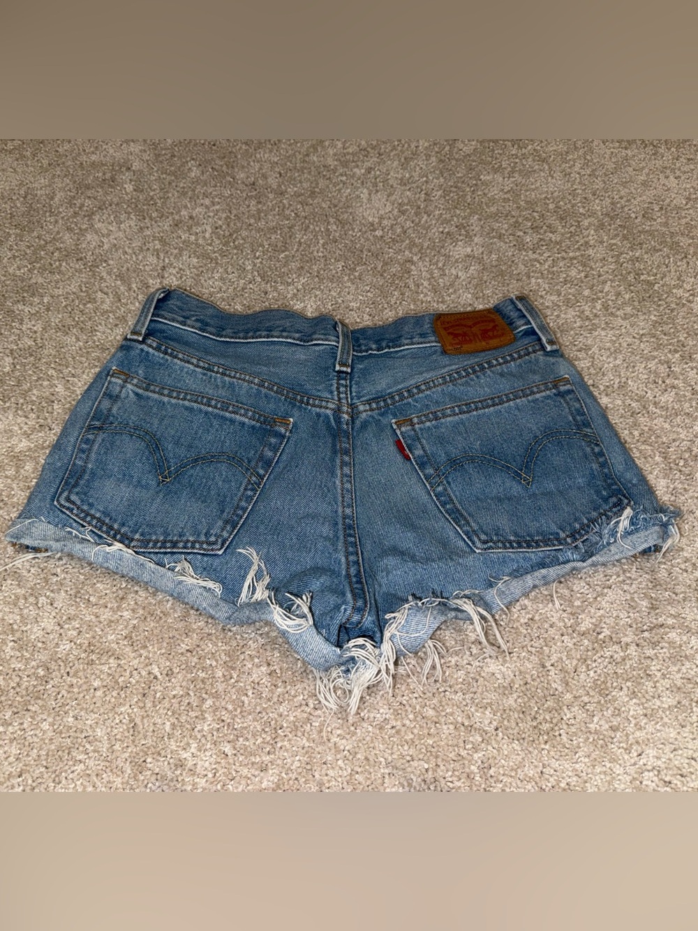 Levi’s 501 Blue Explorer Distressed Denim Shorts Size 26 – Style 32317-0052